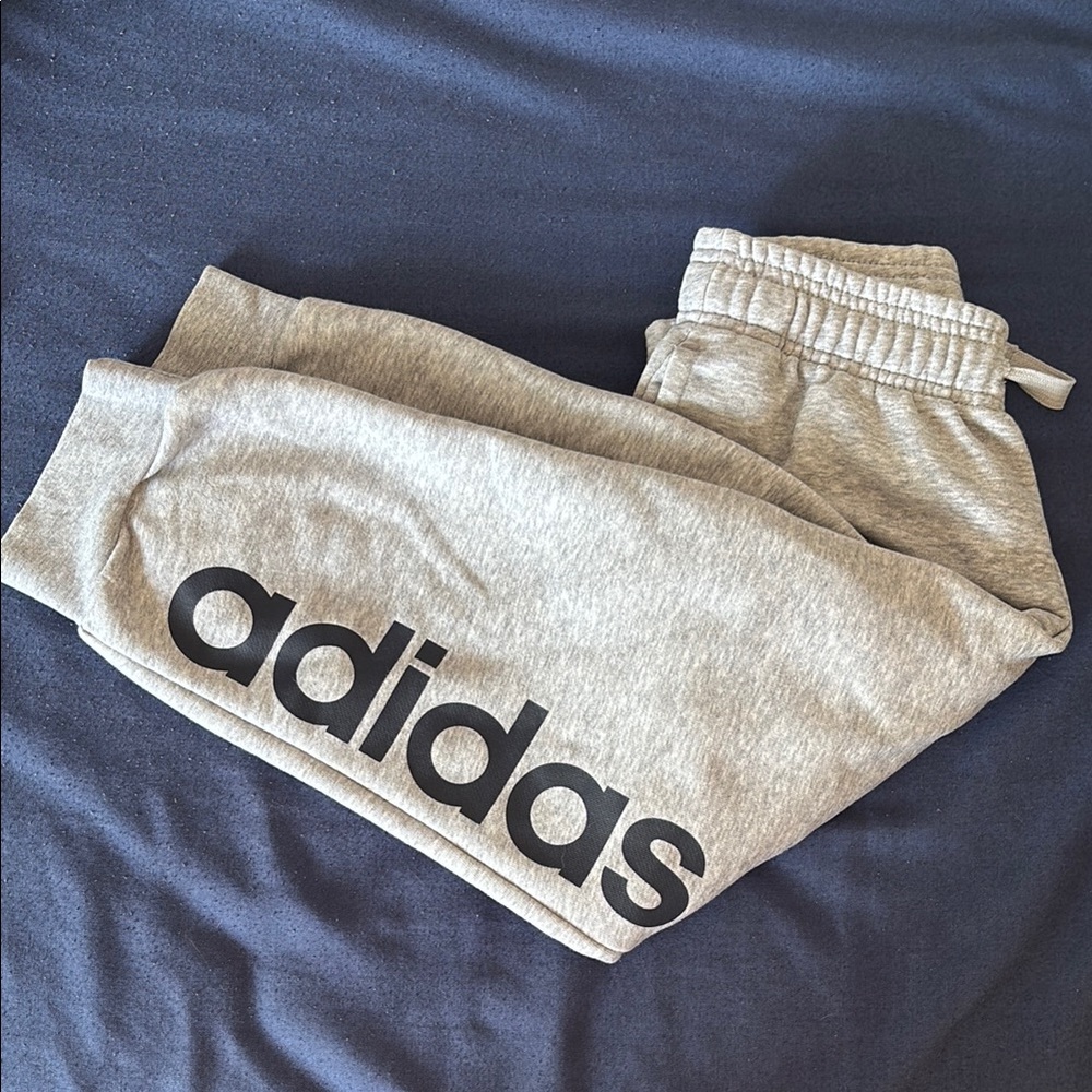 ADIDAS sweatpants